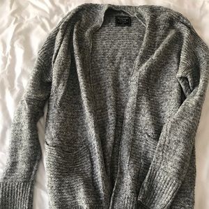 Abercrombie & Fitch Sweater
